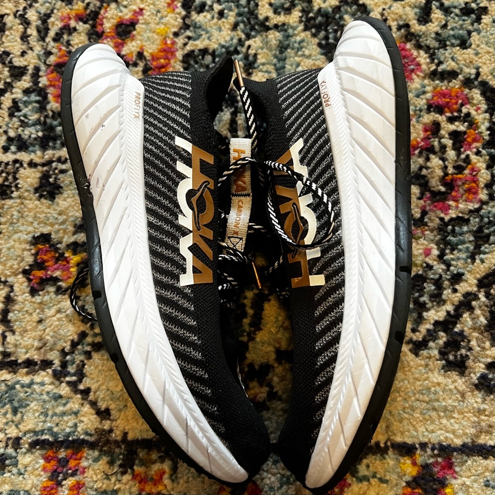 HOKA carbon x3